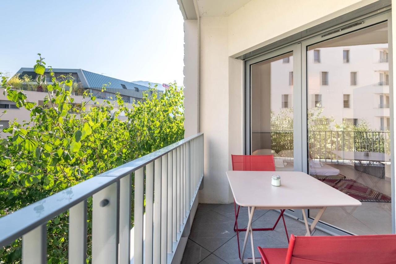 Charming Apartment With Balcony And Parking Near The Center Of Annecy Esterno foto